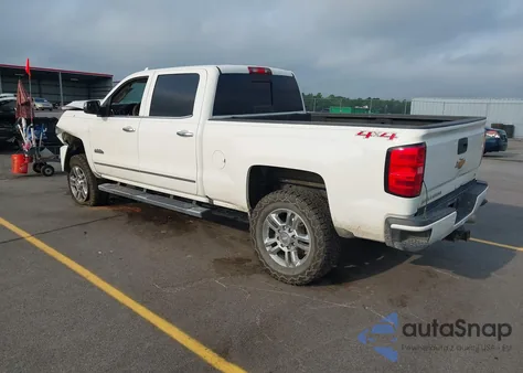2015 Chevrolet Silverado 2500Hd High Country из США, поврежденный, VIN 1GC1KXE83FF681914